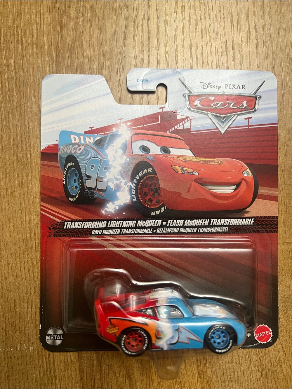 Disney Pixar Cars Transforming Lightning McQueen Metal Die-cast Car